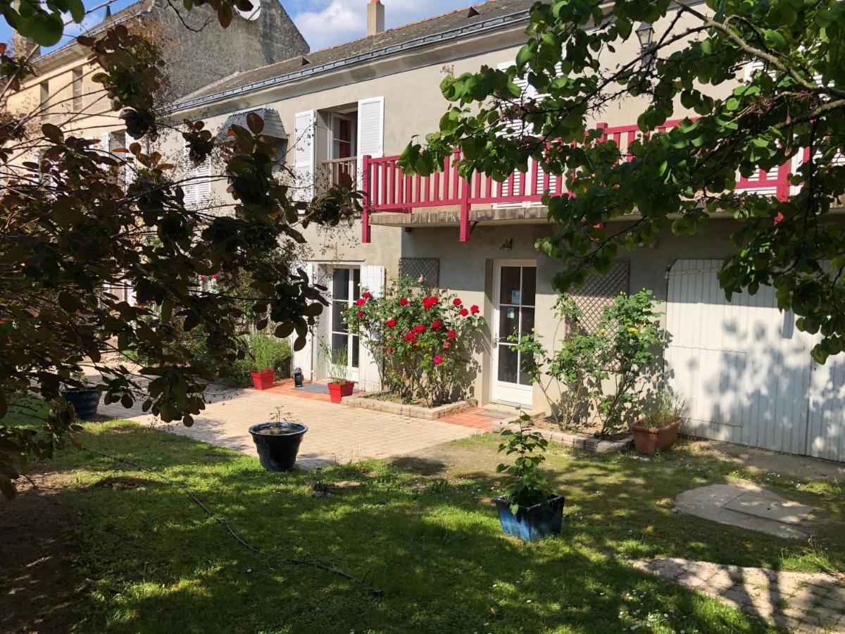 Le Chai De La Rose Spa Et Seances Bien Etre Doué-la-Fontaine Exterior photo