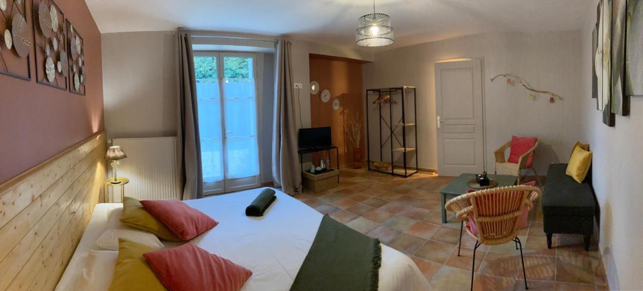 Le Chai De La Rose Spa Et Seances Bien Etre Doué-la-Fontaine Exterior photo