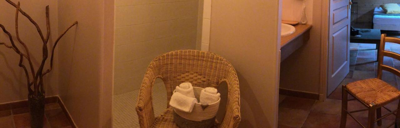 Le Chai De La Rose Spa Et Seances Bien Etre Doué-la-Fontaine Exterior photo